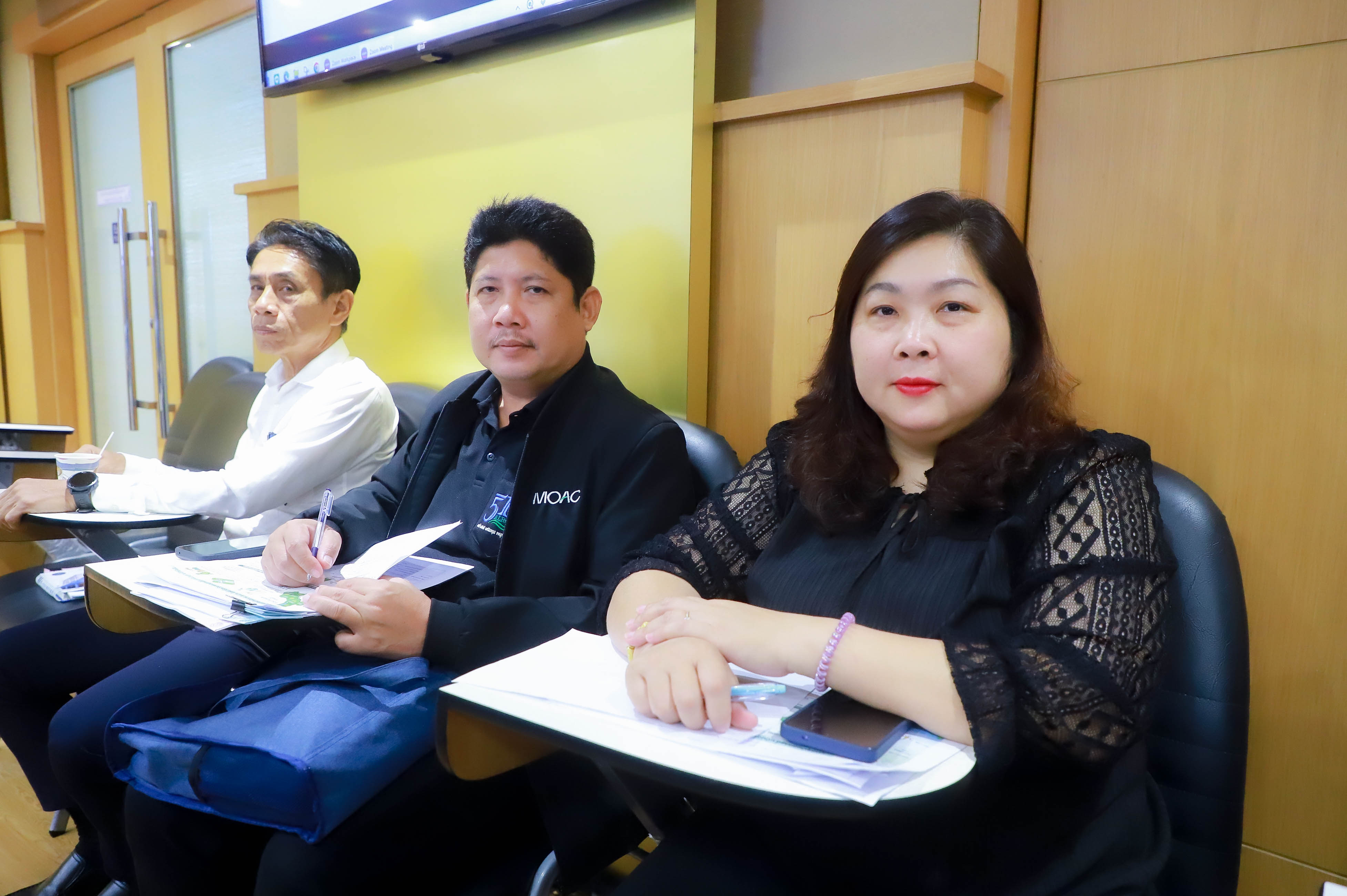 title - รองเลขาธิการ ส.ป.ก. ร่วมการประชุมคณะกรรมการขับเคลื่อนการดำเนินงานส่งเสริมอาชีพด้านการเกษตรในจังหวัดชายแดนภาคใต้ของกระทรวงเกษตรและสหกรณ์ ครั้งที่ 1/2569